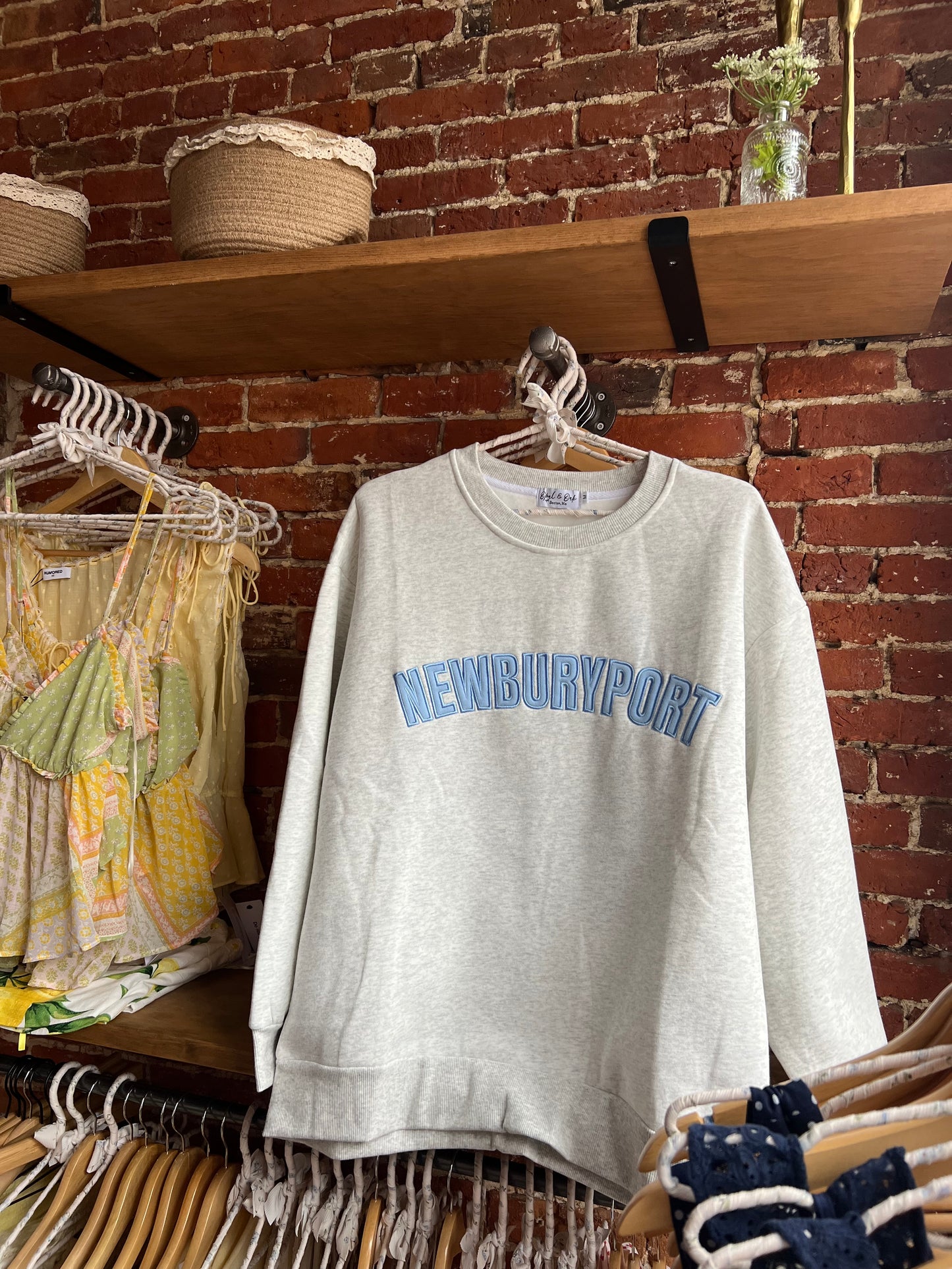 EMBROIDERED NEWBURYPORT CREW
