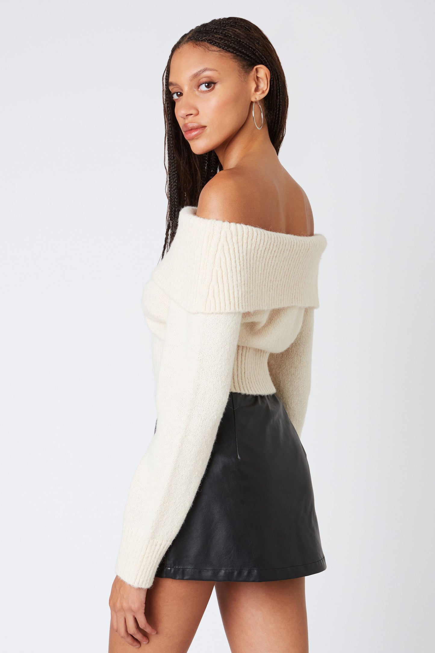 Remi Shoulder Sweater in Cream