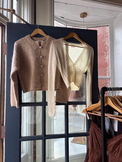 MAISY BUTTON UP SWEATER