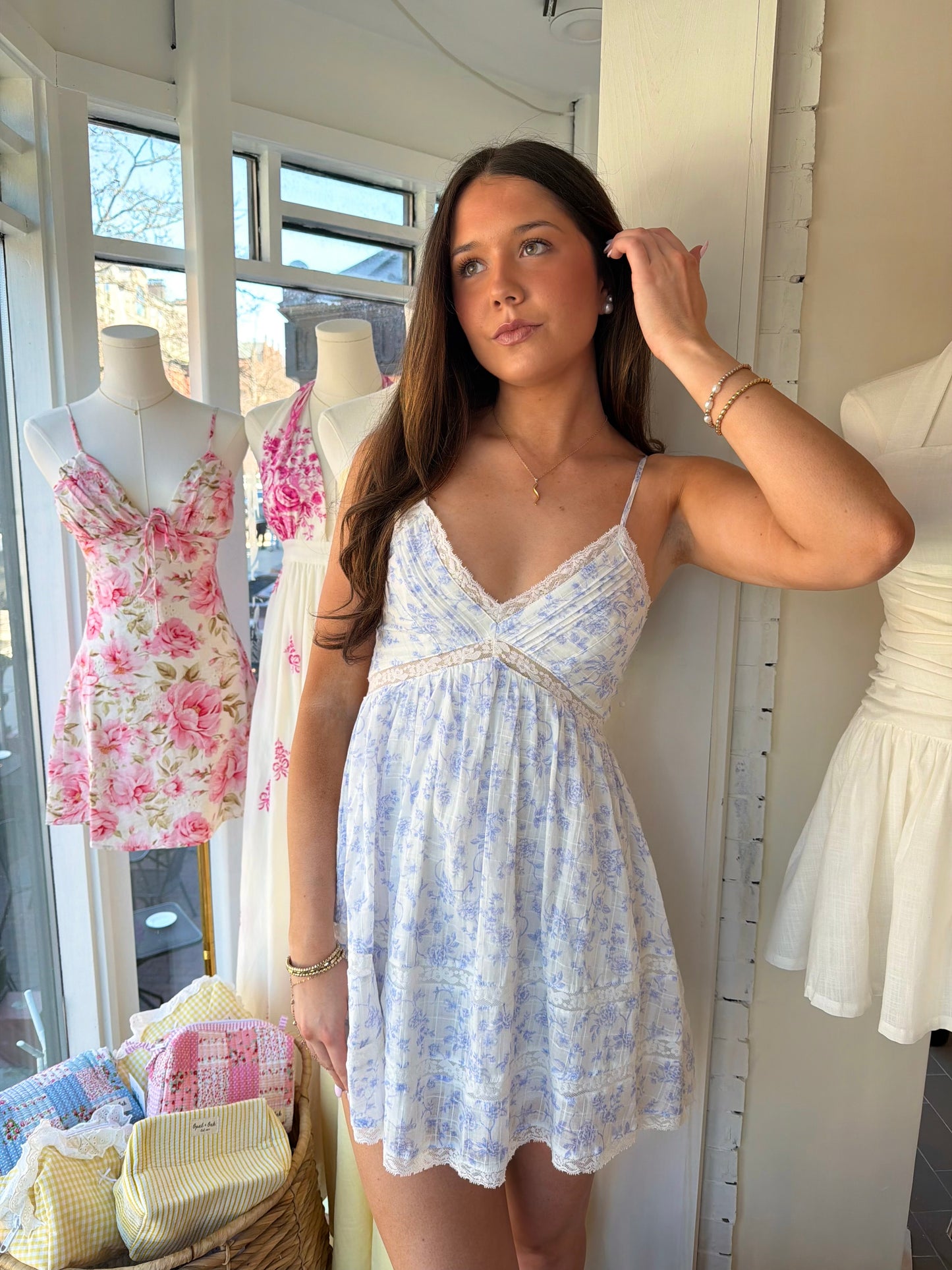ANNABELLE LACE MINI
