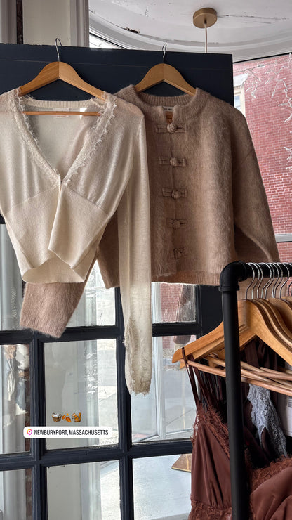MAISY BUTTON UP SWEATER