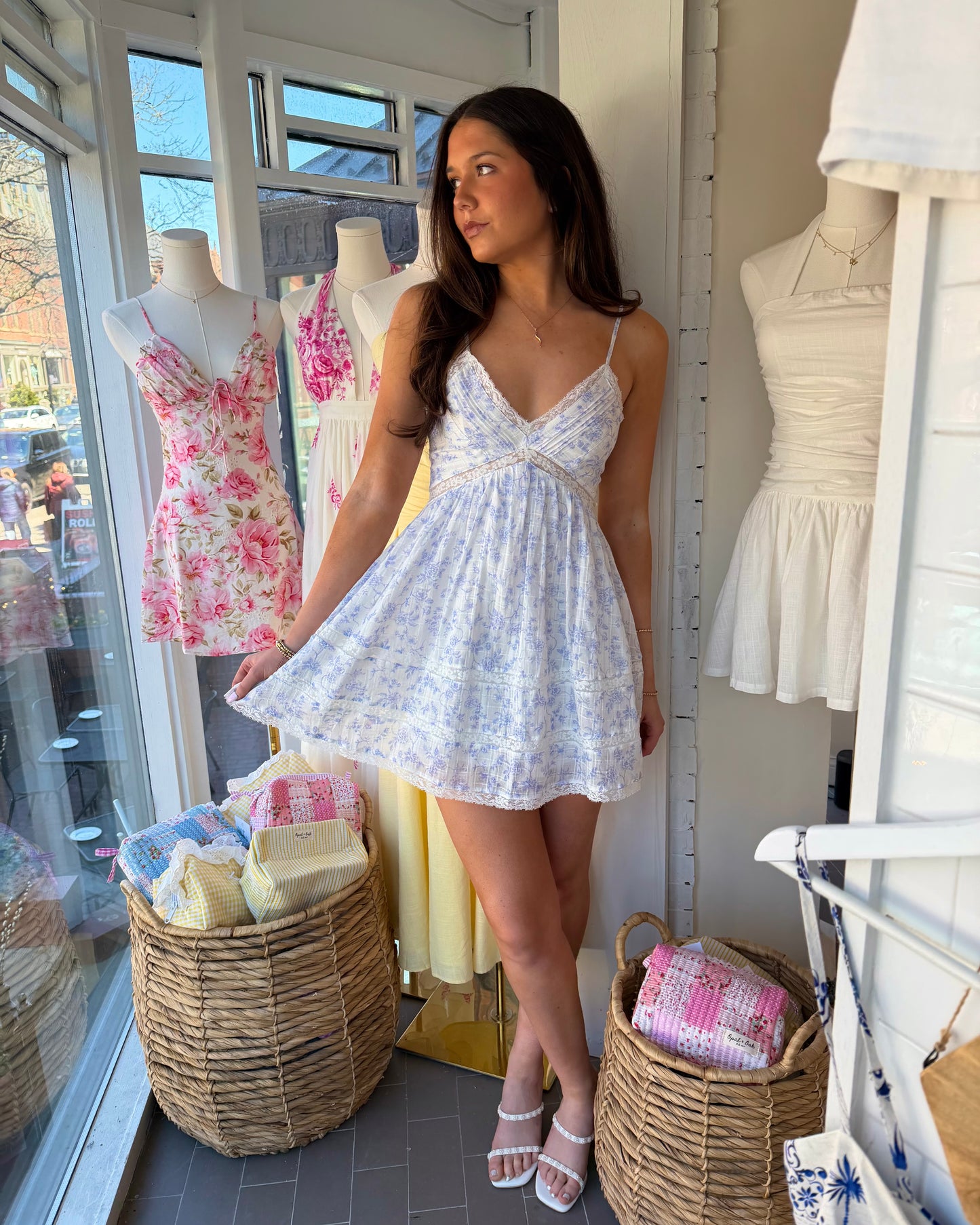 ANNABELLE LACE MINI