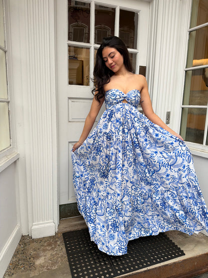 Nicolette Maxi -Blue swirls ☁️🩵