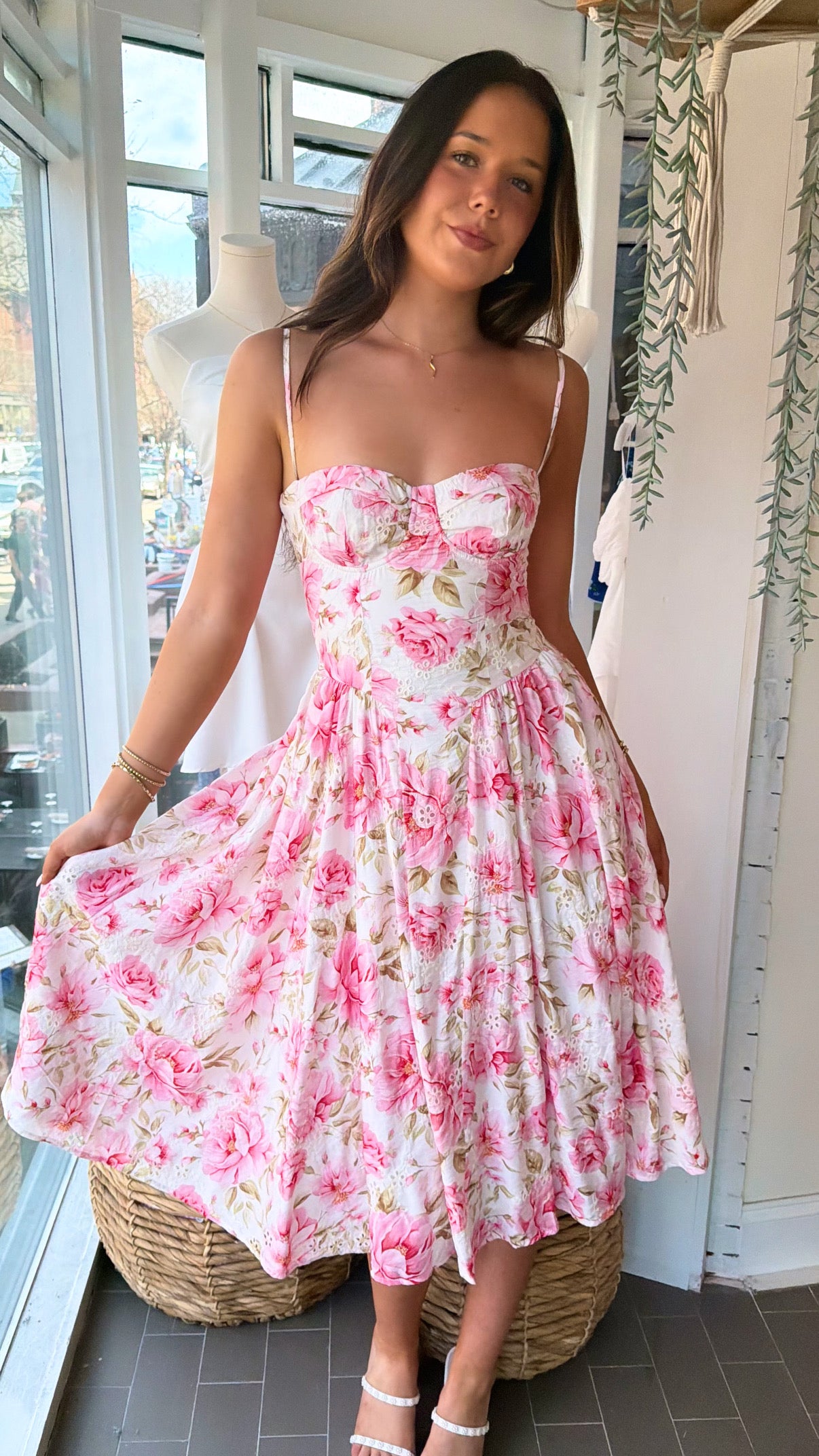 MADISON FLORAL MIDI DRESS 💖🌸